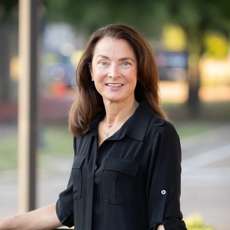 Kelly Engelmann, FNP-BC, host of the Enhanced Wellness Living Podcast